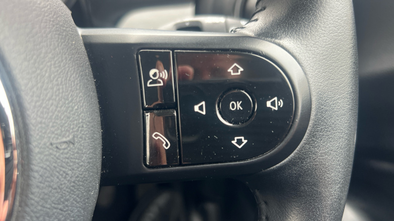 MINI Hatchback 1.5 Cooper Classic 3dr Petrol Hatchback